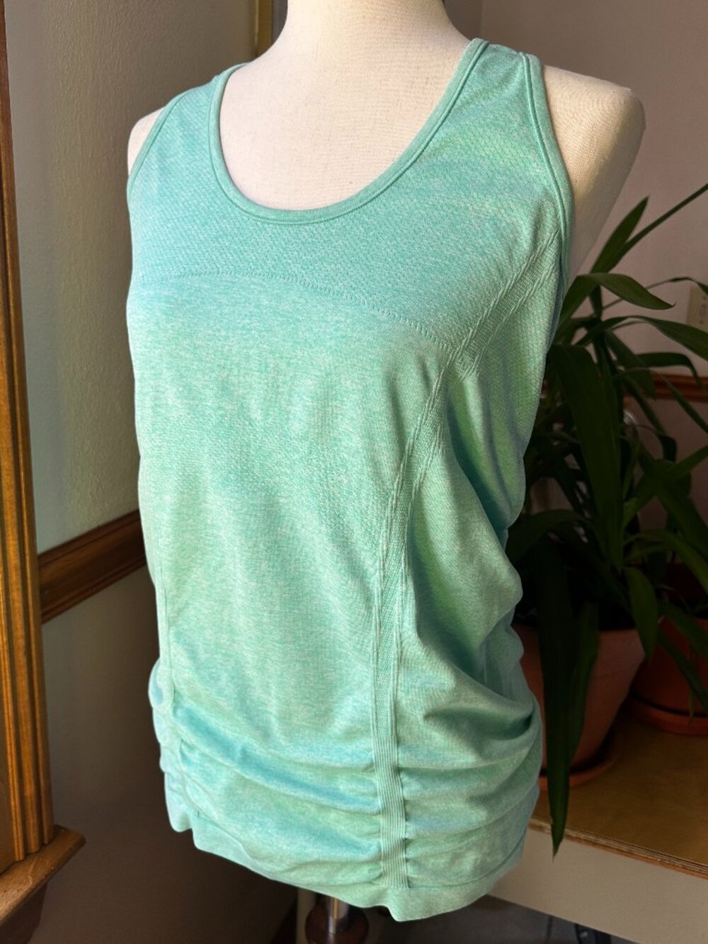 Athleta Tank Top, Women's L, Mint/Light Turquoise